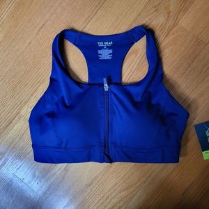 Sports bra with zip